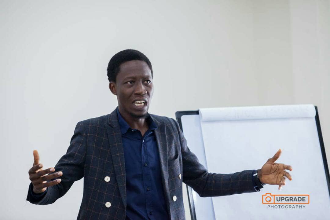 D'KINGZPen creative communication and consultancy